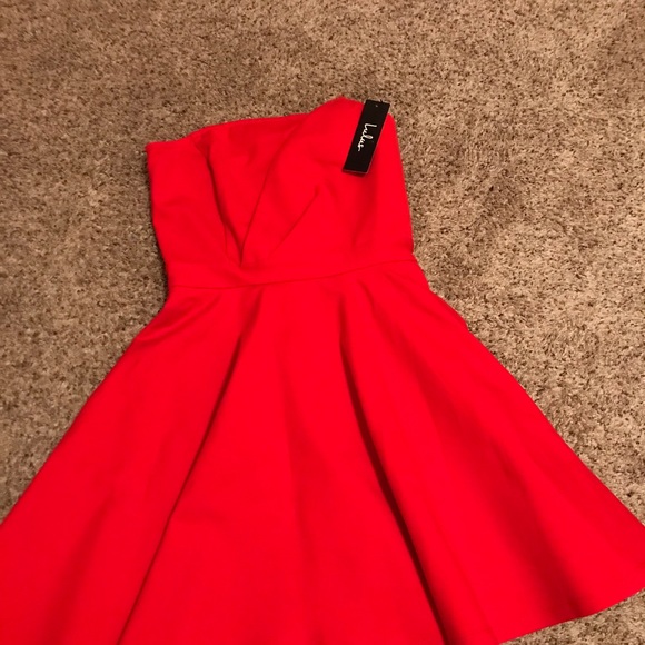 Lulus: Red Strapless Skater Dress - Picture 2 of 4